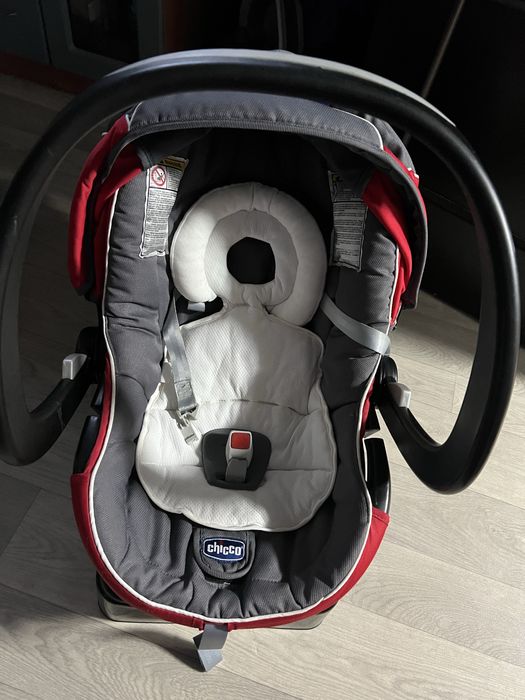Автокрісло дитяче до 1 року