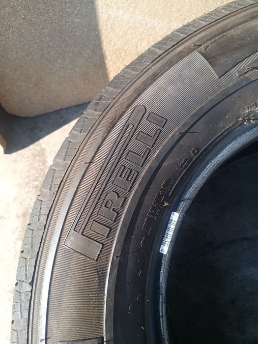 225/70R16C Pirelli