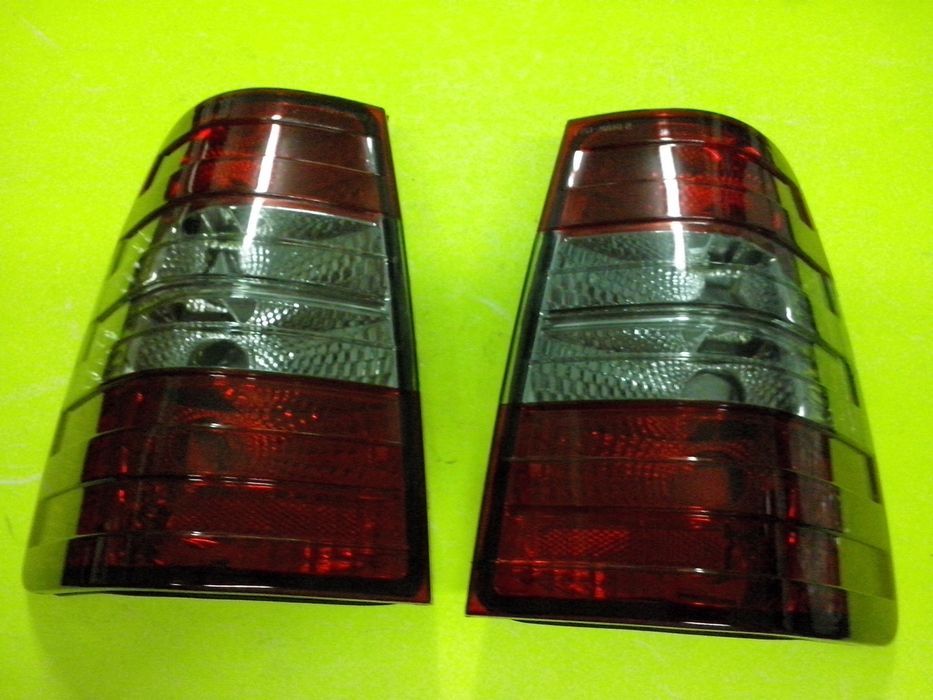 Par de Farolins de trás Mercedes Kombi W124 T124 (Novos)