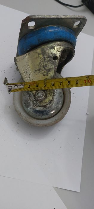 Rodas giratorias usadas  carrinhos de carga