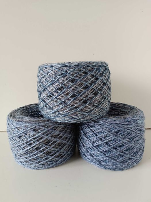 пряжа нитки для в'язання гачком спицями синя меланж 440 грам вовна