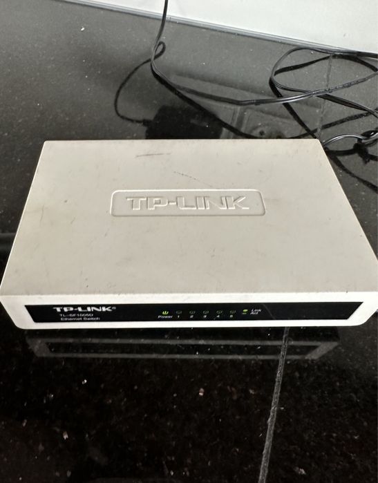 TP-LINK TL-SF1005D 5 portowy switch 10/100 Mbps