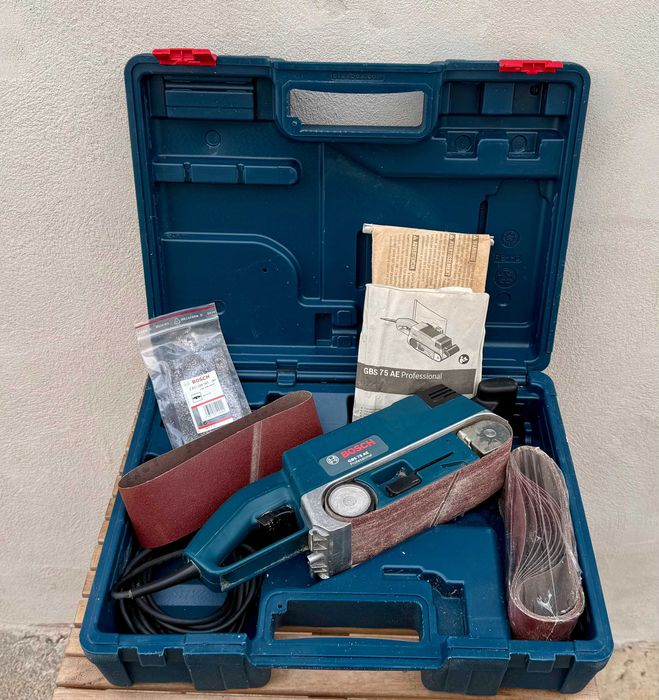 Lixadora de Cinta Bosch GBS 75 AE – 750W *Bosch belt sander*