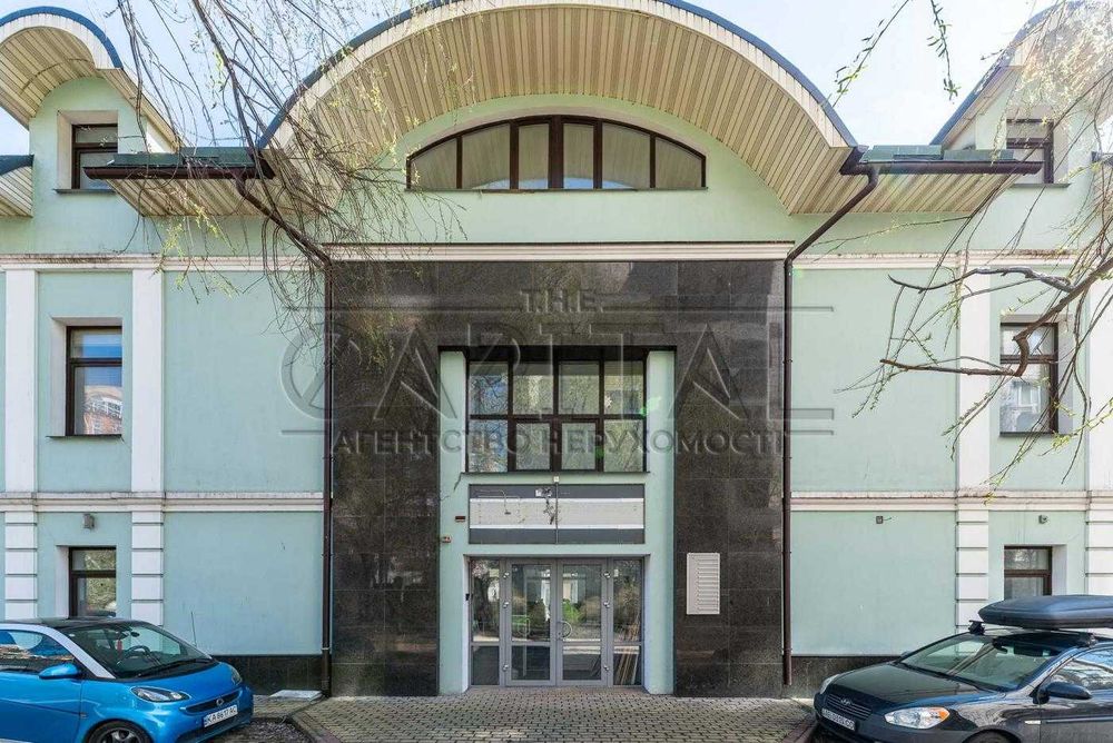 Продажа ОСЗ, 526м2, 3 этажа, ул Златоустовская