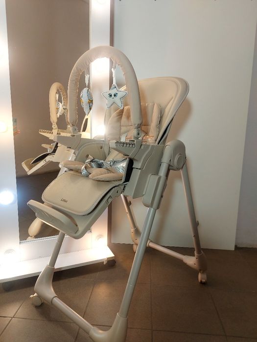 Стільчик для годування CARRELLO lotus з нахилом спинки