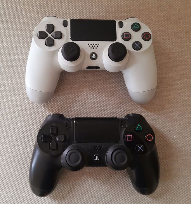 Playstation 4 - 24 Jogos