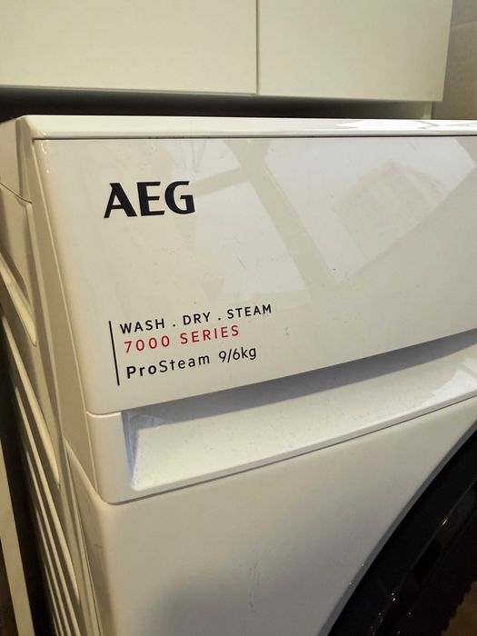 Máquina de Lavar e Secar AEG 7000 Series ProSteam 9/6kg