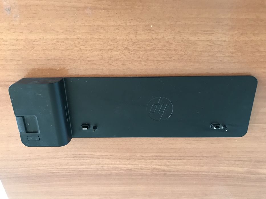 HP EliteBook 840 G5 Laptop – 16 GB RAM – 1 TB SSD + Docking Station64741152865154122