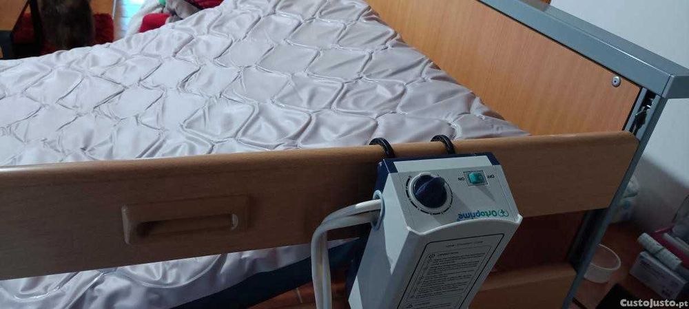 Colchão de Ar ANTI-ESCARAS com Compressor SILENCE (Como novo)