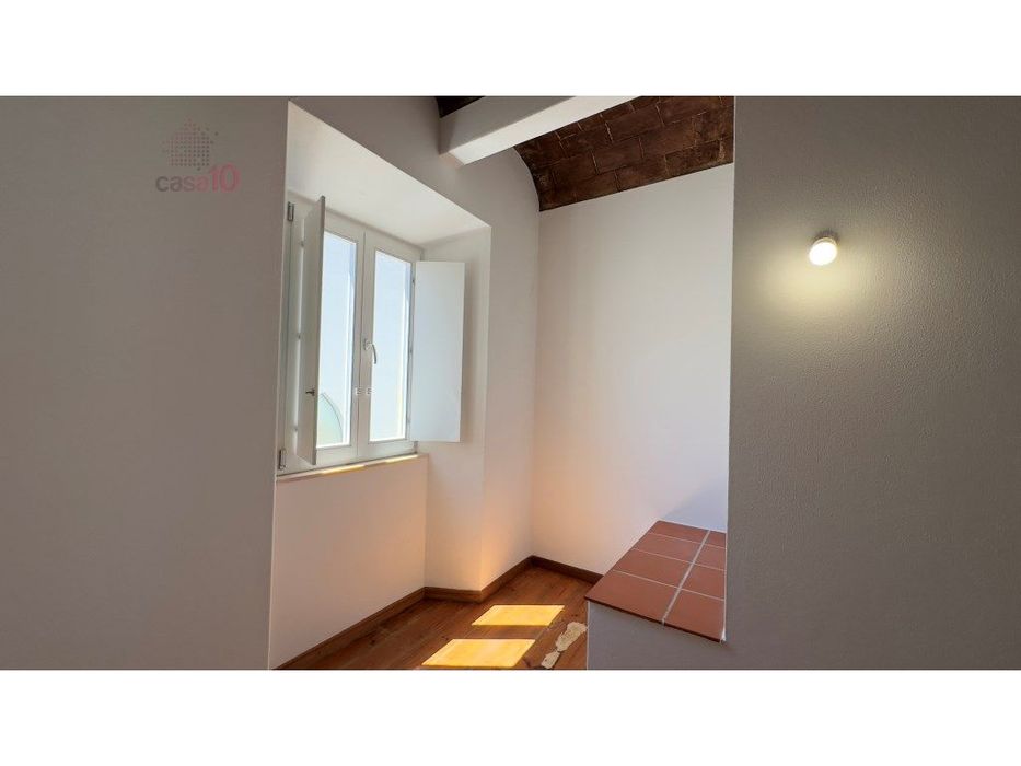 Arrenda-se apartamento T2 no Centro Histórico de Évora