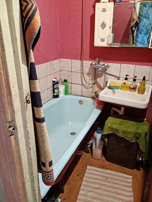 Продам 2 охкімнатну квартиру