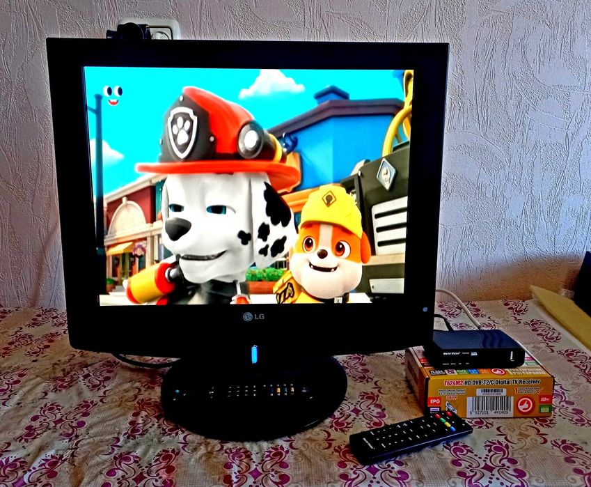 ЖК телевизор 22", 20",19”,17” рабочие.