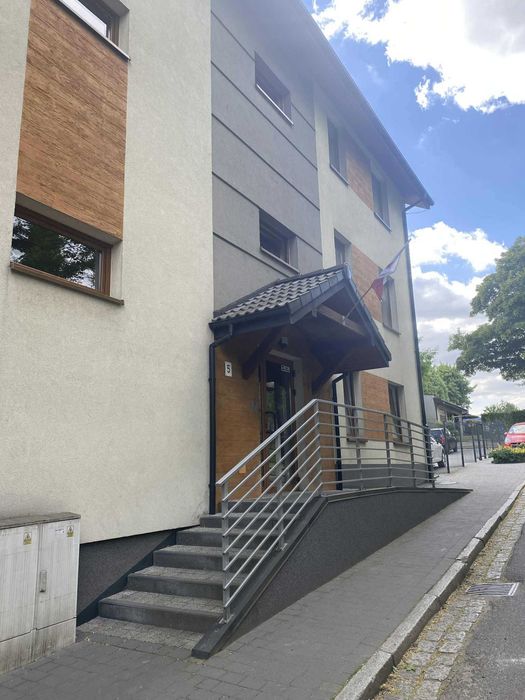 Apartament  " Miód - Malina "  komfortowy nocleg krótki lub długoterminowy. Faktura Vat.