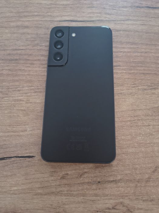 Samsung s22 8g Ram/128 Rom