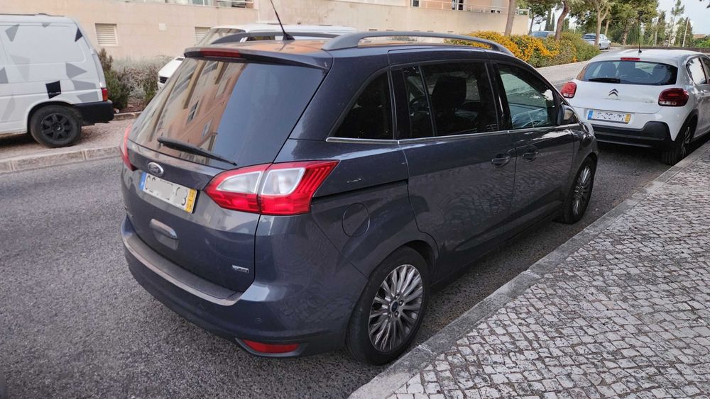 Ford Grand C-MAX Titanium 1.5 Diesel 7 lugares Full Extras