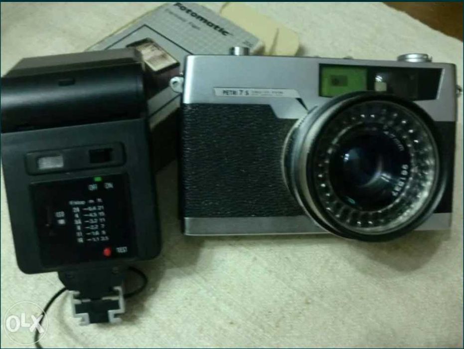 Petri 7 S + Flash Fotomatic 200 + Tripé Daiwa