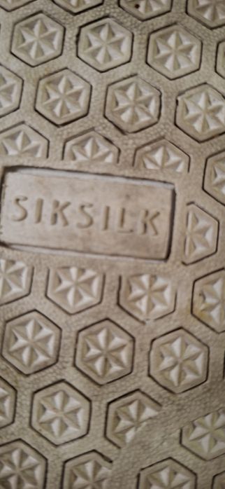 Tenis Siksilk 40