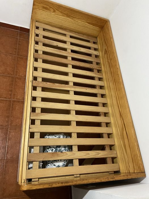 Vendo mobilia de quarto em bom estado