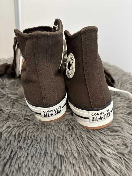 Nowe wysokie trampki Converse r.38