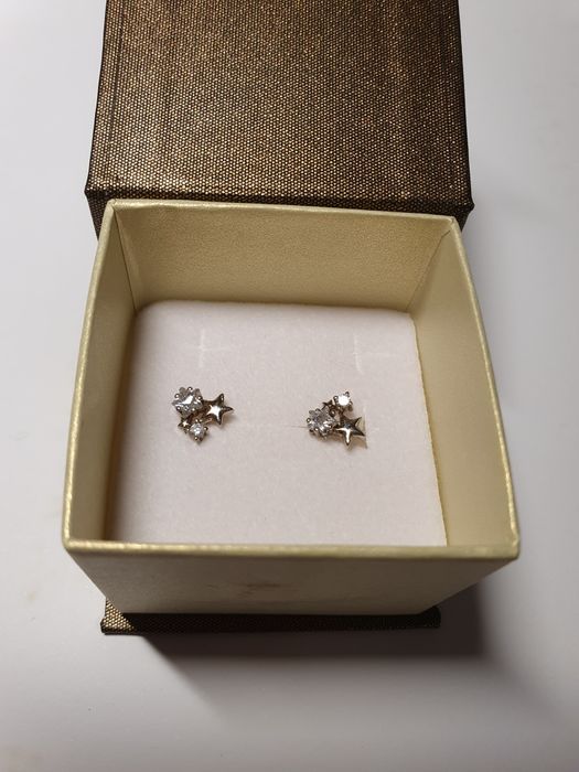 Srebrne kolczyki gwiazdki z cyrkoniami