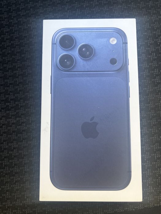 17 pro Azul 256gb