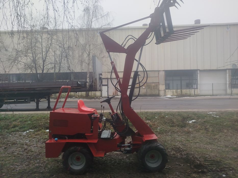 Miniładowarka ładowarka 4x4