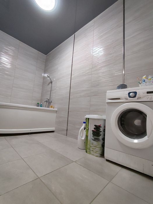 Продаємо добротний будинок селище Молодіжне