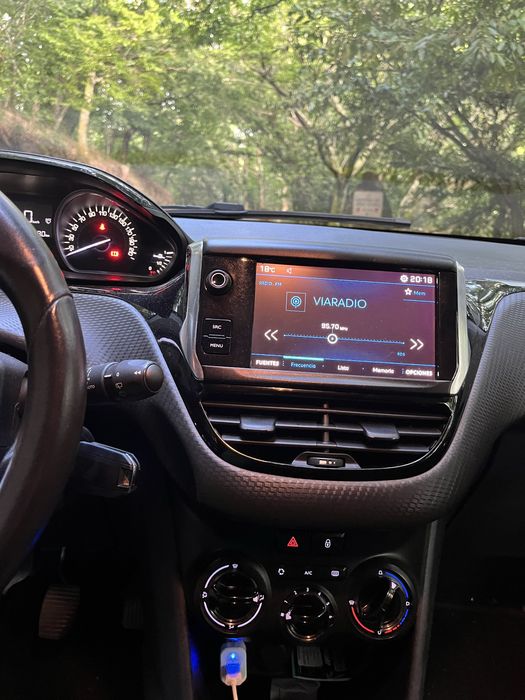 Peugeot 208 1.6 HDi Style 2017 | 115.000 km | Impecável