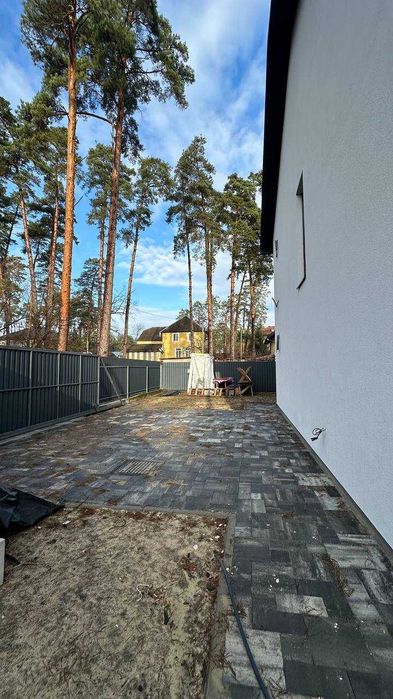 Дуплекс з штукатуркою та розводкою електрики біля РічТауна у Бучі. Газ