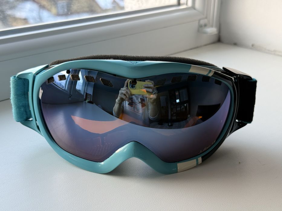 Маска гірськолижна