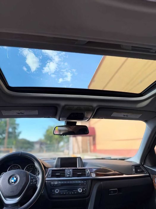 BMW 3 Series 328i      2015