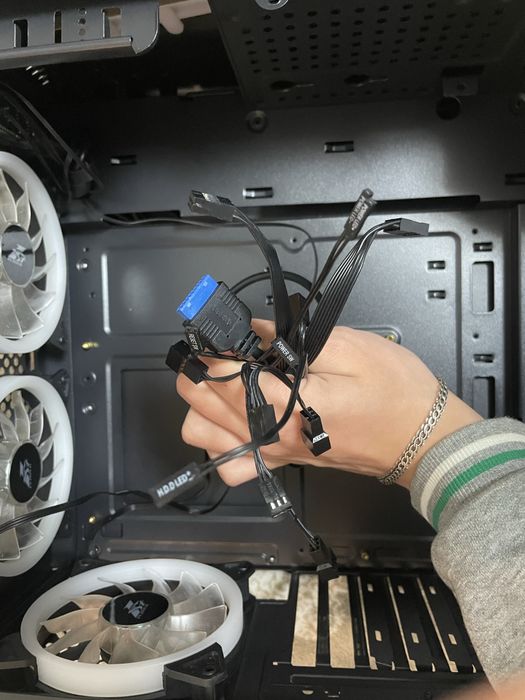 1stPlayer Rainbow , модель R3 - R5 Продам Як новий!