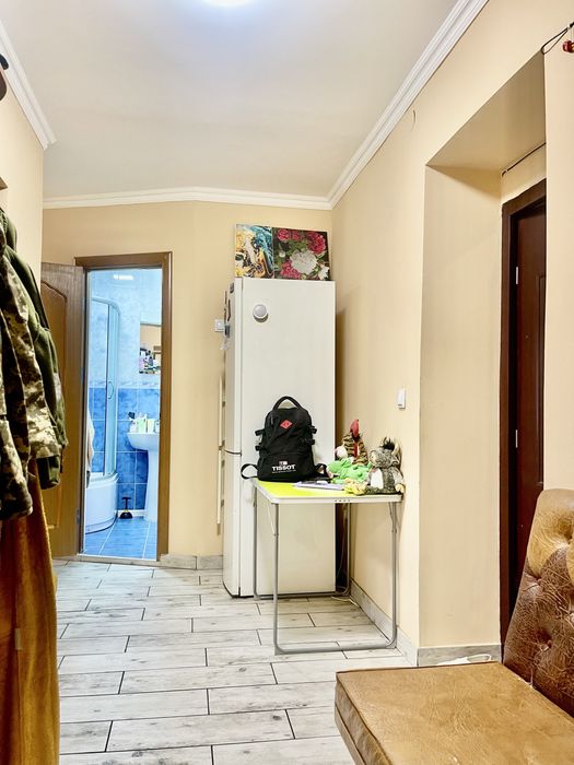 Продаж квартири в районі ринку ГИД