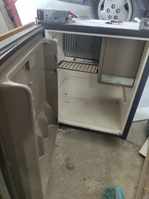 Frigorífico de caravana, completo ou em peças