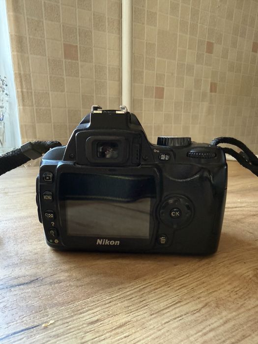 Nikon D60 + об’єктив — робочий фотоапарат