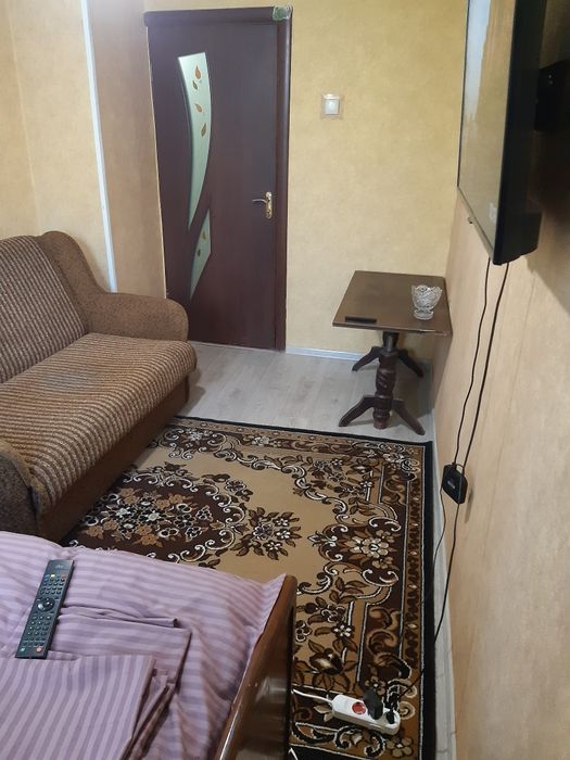 Сдам посут-почасово 600гр ул.Героев небеснои сотни