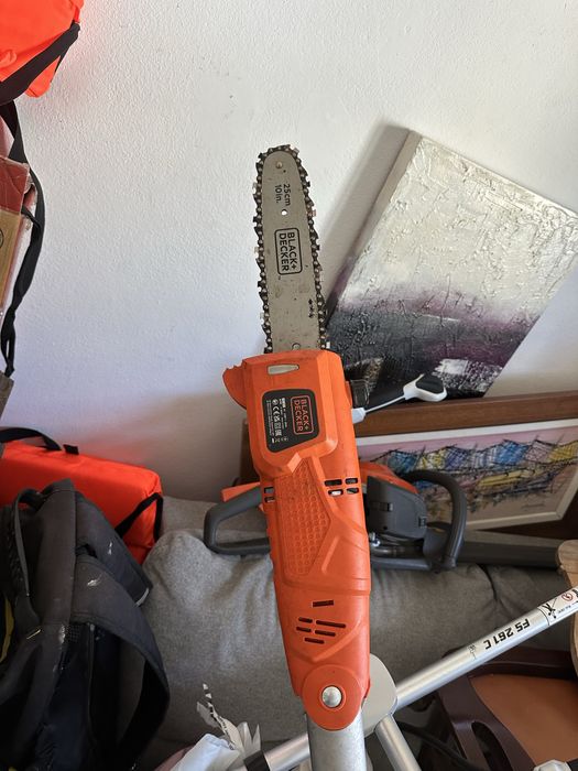 Vende-se esta serrapodadora eletrica
