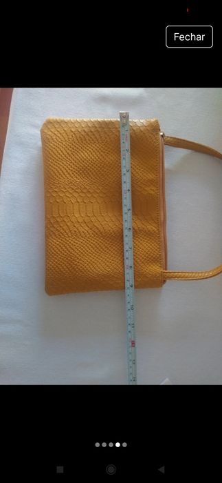 Mala tiracolo cor mostarda da Kiabi