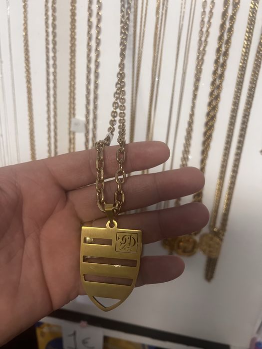 Corrente moeda antiga