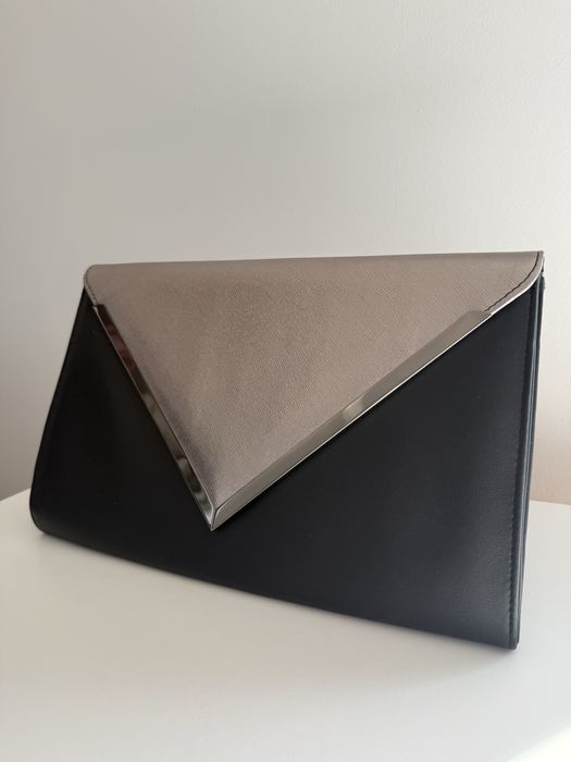 Czarno-srebrna kopertówka Atmosphere