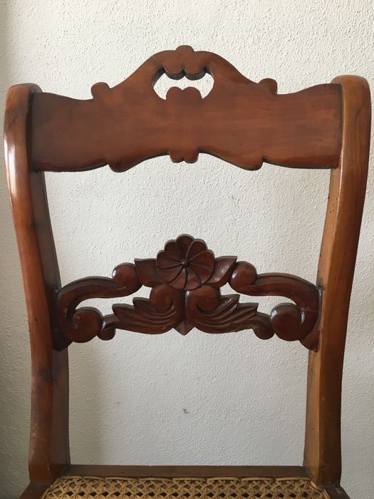 Conjunto duas cadeiras antigas