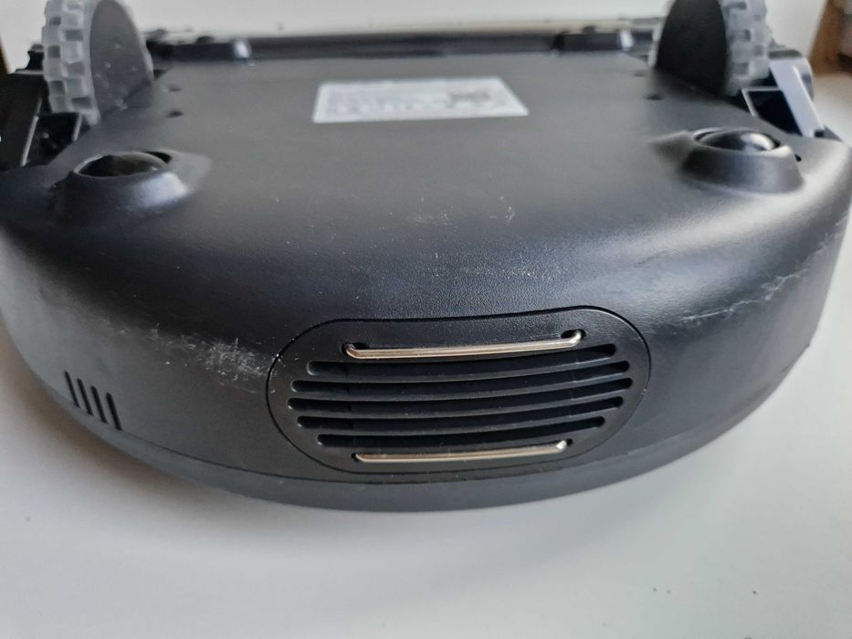 Robot sprzątający Neato Botvac D6 Connected czarny