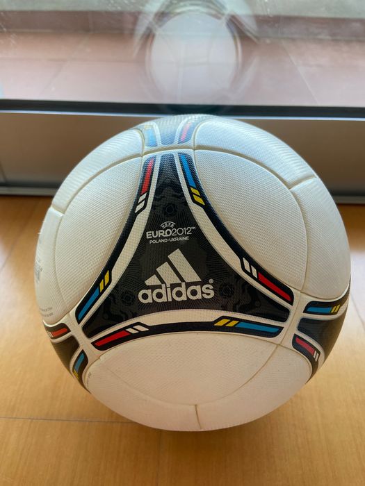 Bola Oficial Original Adidas Tango 12 Europeu 2012 Polónia-Ucrânia