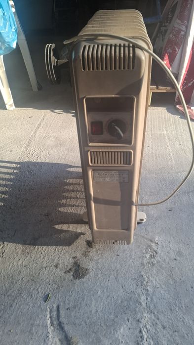 Grzejnik olejowo elektryczny