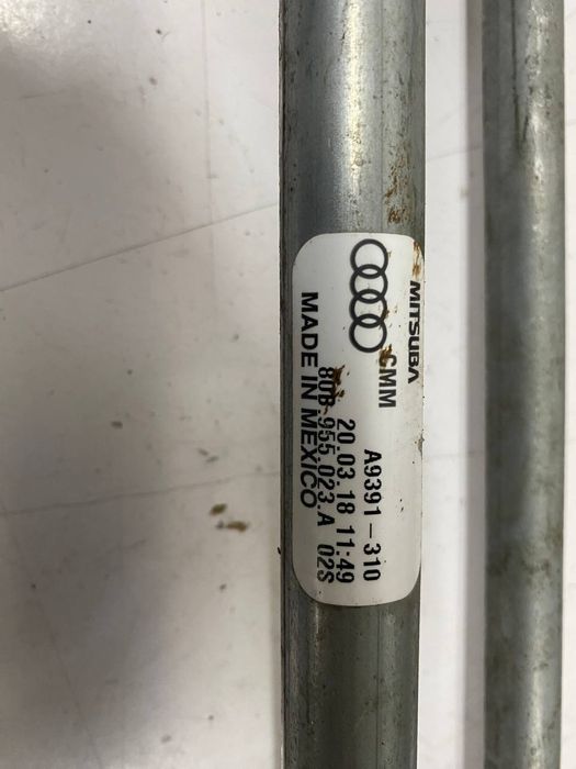 80b955023a Audi q5 80a трапеция дворников