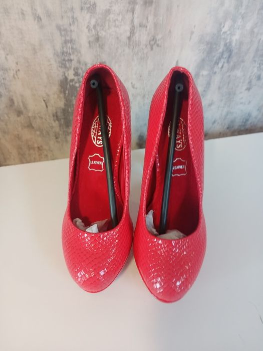Czerwone szpilki skórzane 36 • Always • Eleganckie wesele / impreza