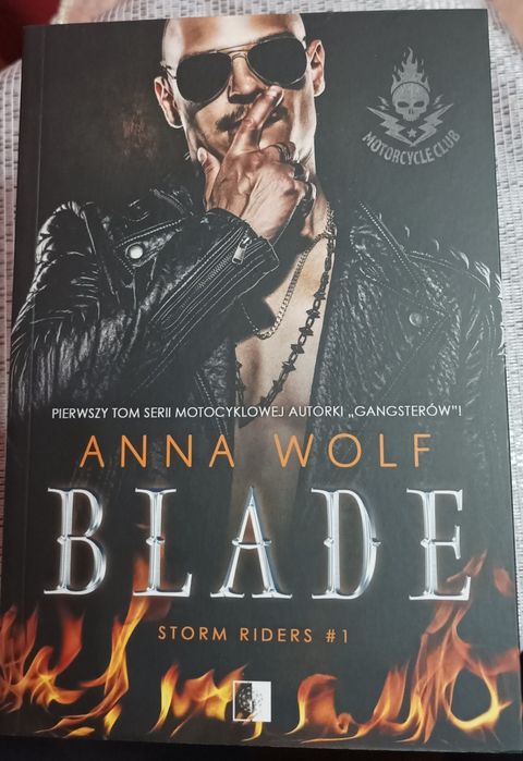 Blade, Anna Wolf