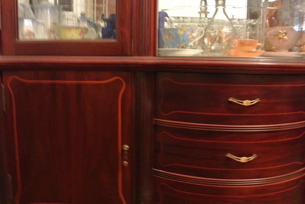 Cristaleira - Excelente oportunidade