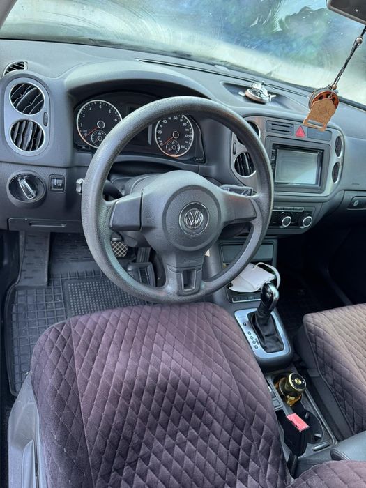 Volkswagen Tiguan 2011 VIN WVGBV7AX3BW535625 фото оголошення 5 з 8