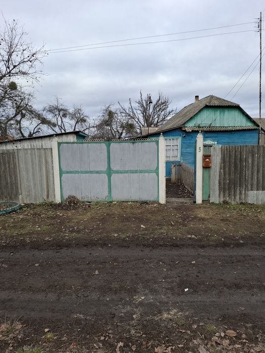 Продам дом с большим участком